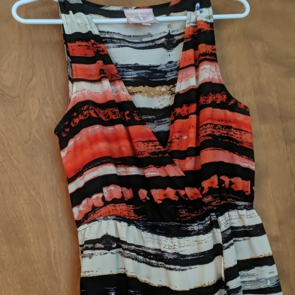 Dress - Picture 2 of 3